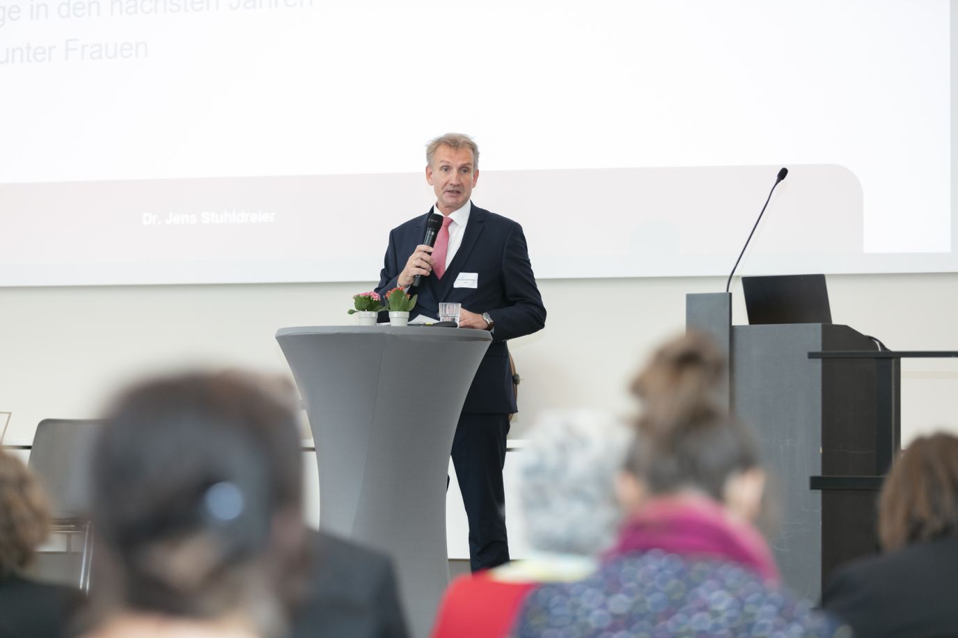 Dr. Jens Stuhldreier am Redepult
