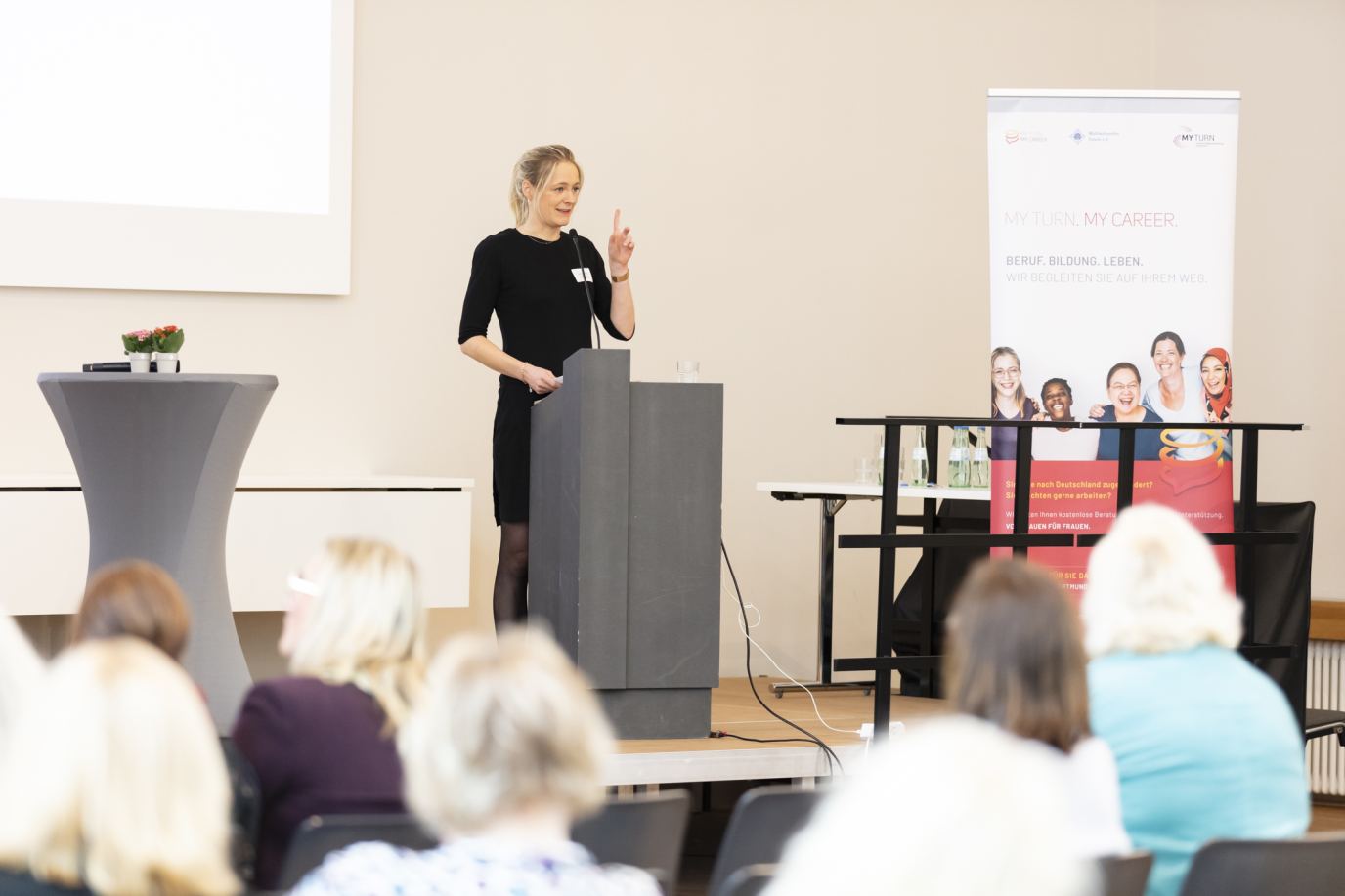 Dr. Anne Wilde am Redepult